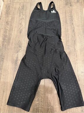 Yingfa Black One-Piece Tech Swimsuit